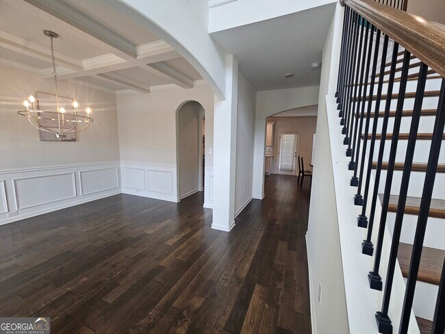 Building Photo - 16 Saint Georges Pl