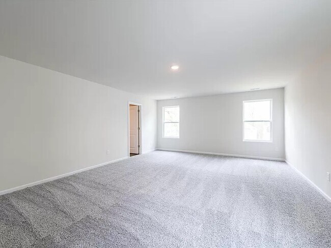 Building Photo - 1032 Umstead Grove Way