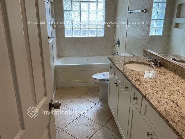 Building Photo - 4728 Charing Cross Rd