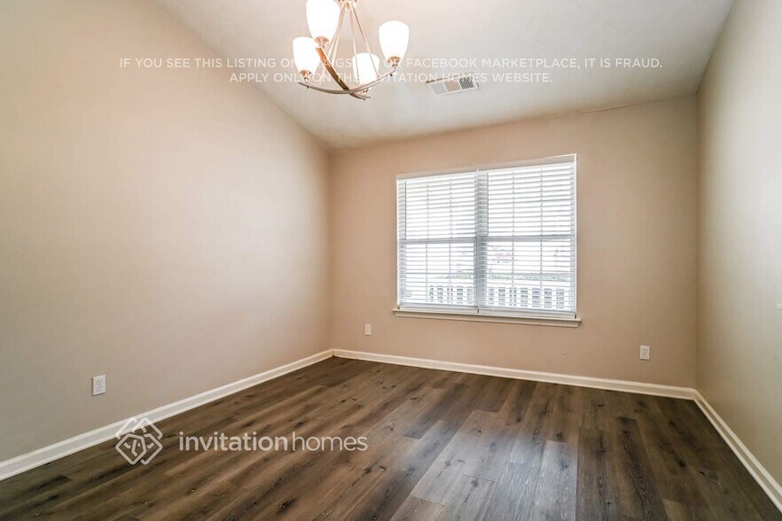 Building Photo - 2604 Bluestone Dr SW