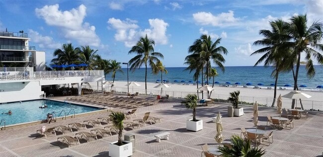 Building Photo - 2101 S Ocean Dr