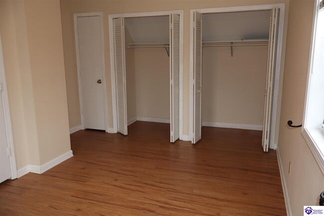 Building Photo - 4484 Rineyville Rd