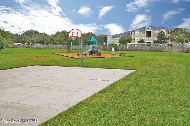 Building Photo - 1430 Talamore Ln