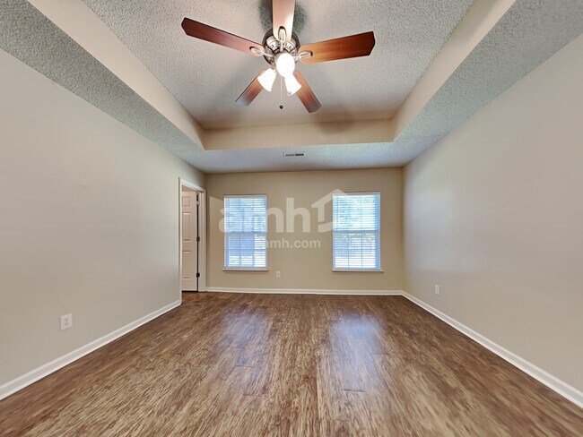 Building Photo - 5146 Torrey Lane