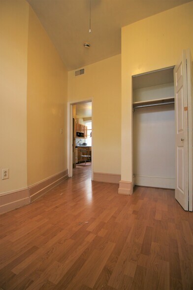 Building Photo - 1715 N 17th St
