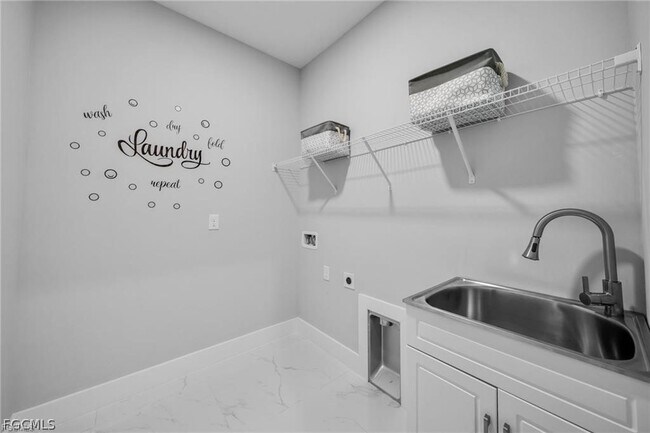 Building Photo - 3719 16th St W