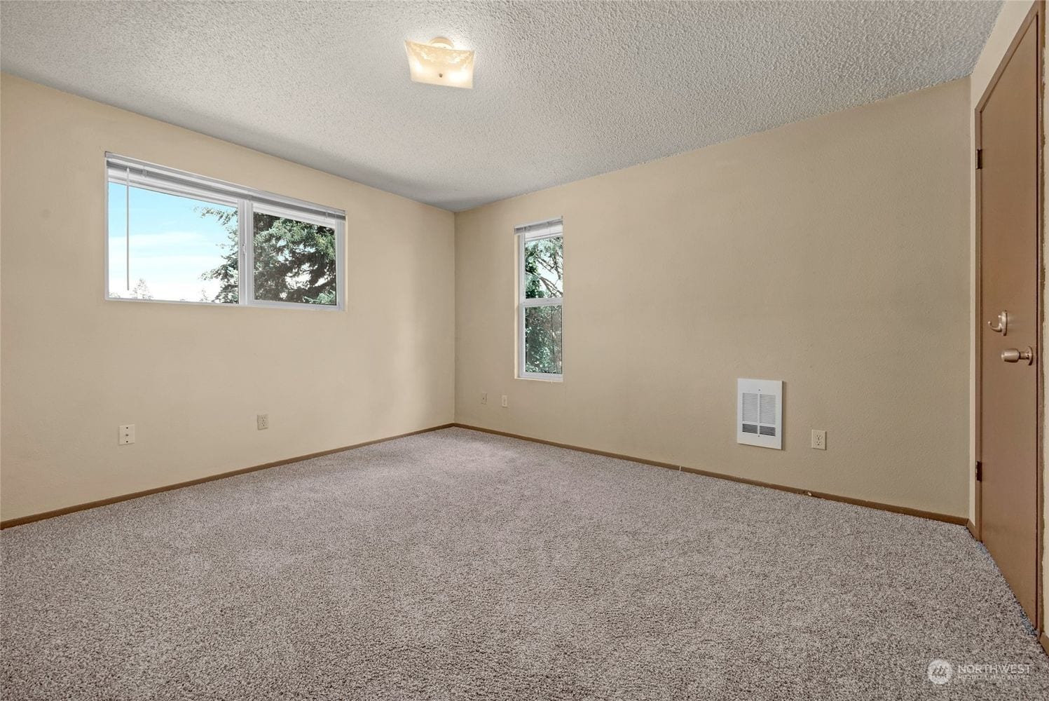 Building Photo - 22024 76th Ave W