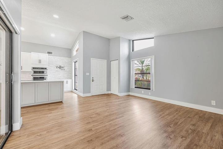 Building Photo - 21356 Summertrace Cir