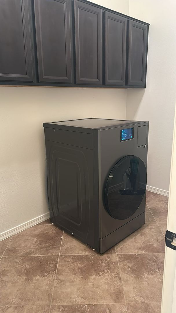 Building Photo - Stunning 4 bedroom, 3 bathroom home in the desirable community of Avian Trails!!