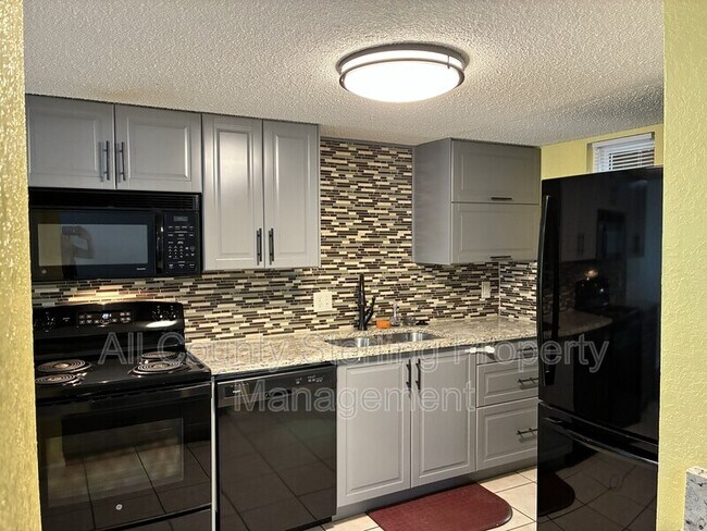 Building Photo - 1810 NW 23rd Blvd