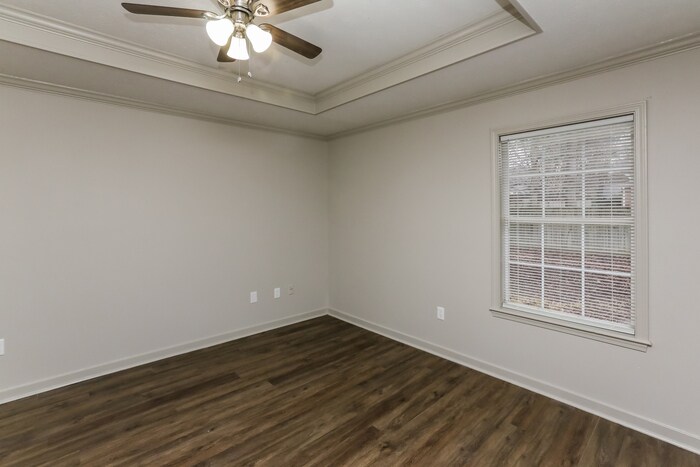 Building Photo - 144 Chestnut Dr