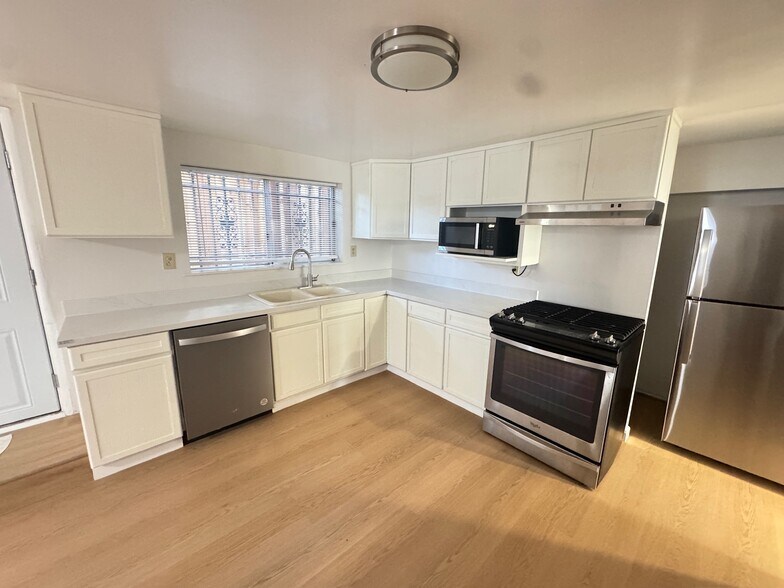kitchen - 1051 63rd St