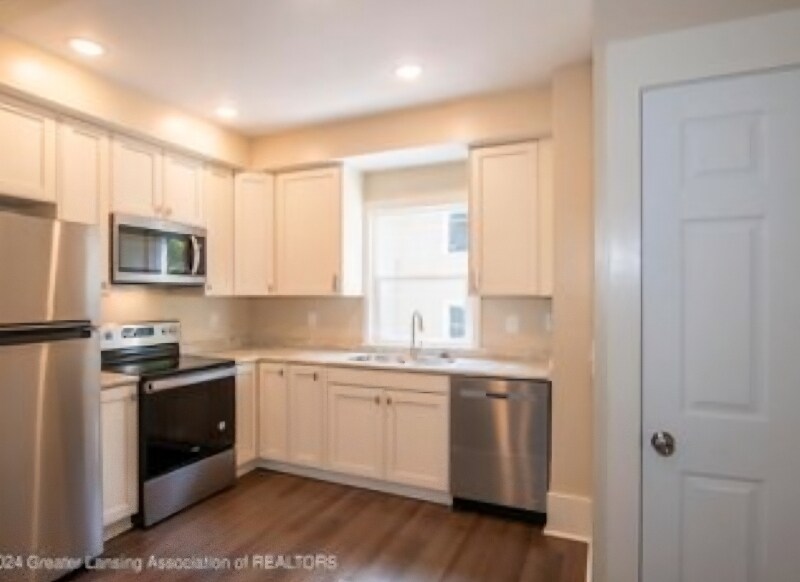 Building Photo - 1713 Todd Ave