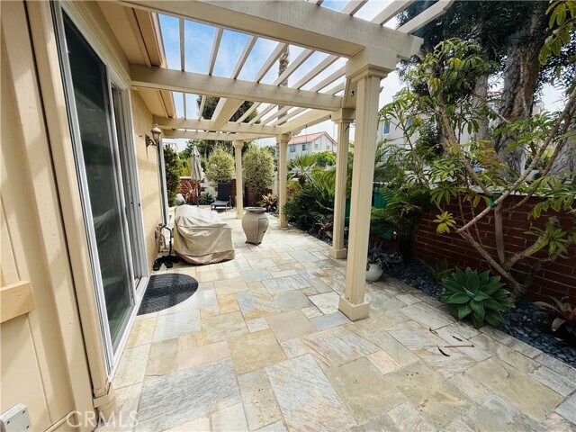 Building Photo - 6096 Eaglecrest Dr