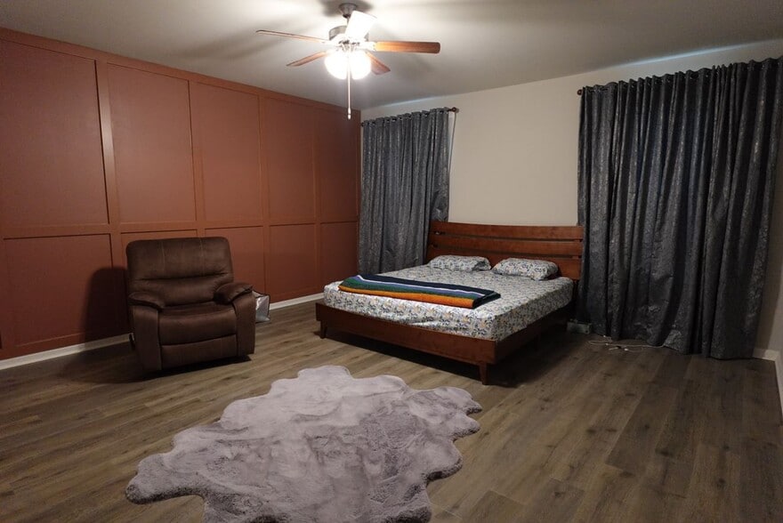 Building Photo - 401 Dua Ln
