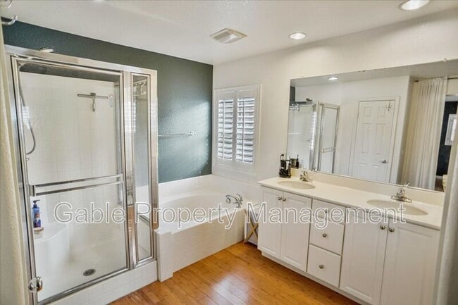 Building Photo - 29212 Rio Lobo Way