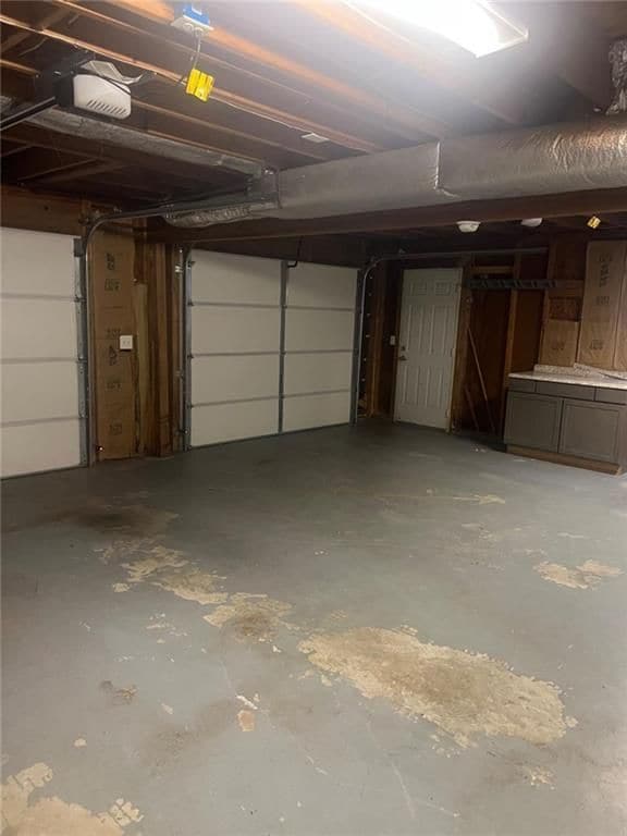 Building Photo - 3001 Northwest Ct