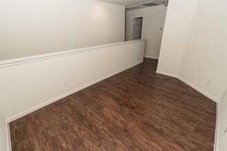 Building Photo - 21219 Grand Field Ct