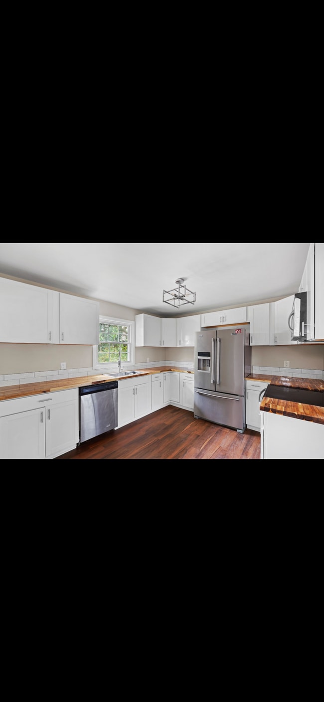 Building Photo - 2018 Louisiana Ave