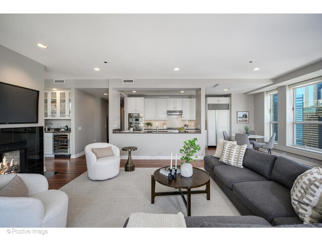 Building Photo - 415 E North Water St