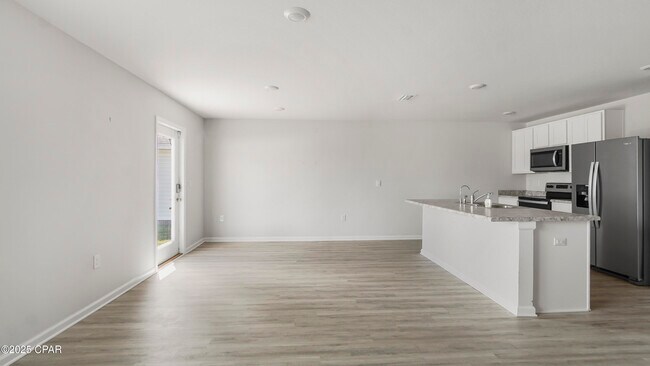 Building Photo - 6644 Slabinski Ln