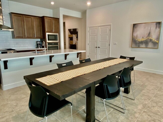 Building Photo - FULLY FURNISHED - ALMOST NEW 4 BED, 2.5 BATHS, 2 CAR GARAGE, 1 STORY IN NORTH LAKE COMMUNITY, NOR...
