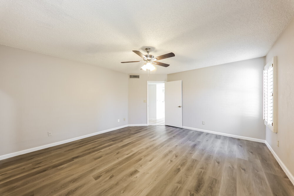 Building Photo - 7127 W Morrow Dr