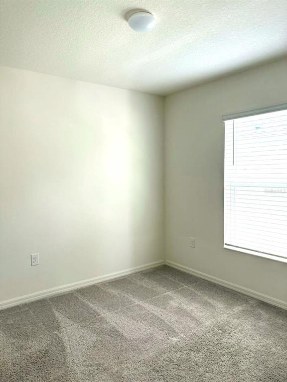 Building Photo - 9151 Oscraft Dr