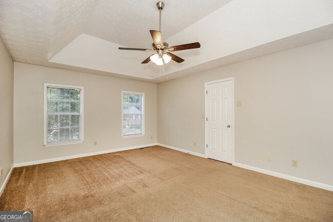 Building Photo - 435 Standing Rock Dr