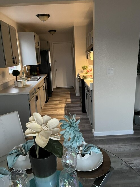 Building Photo - 36563 Beutke Dr