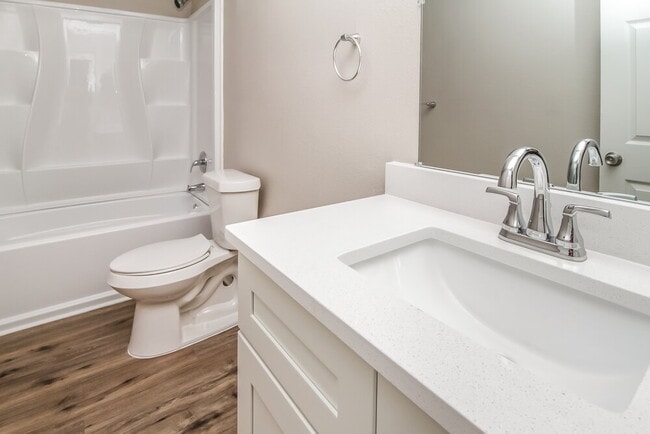 Building Photo - 351 Willowbay Ridge St