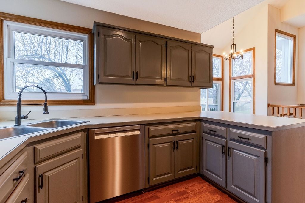 Building Photo - 8403 W 150th St