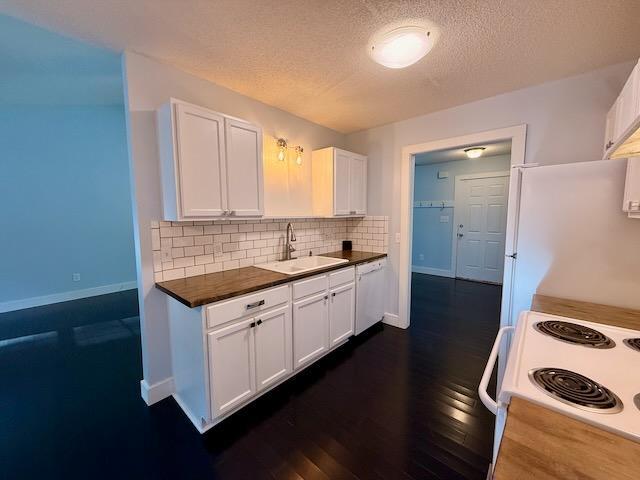 Building Photo - 1000 Meadowgreen Dr