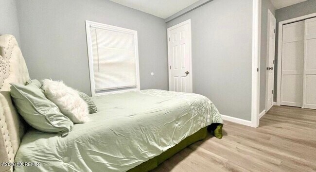 Building Photo - 1718 White St