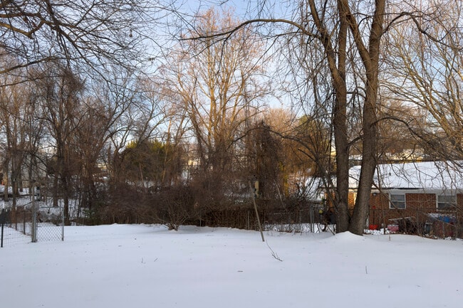 Building Photo - 9329 Old Scaggsville Rd