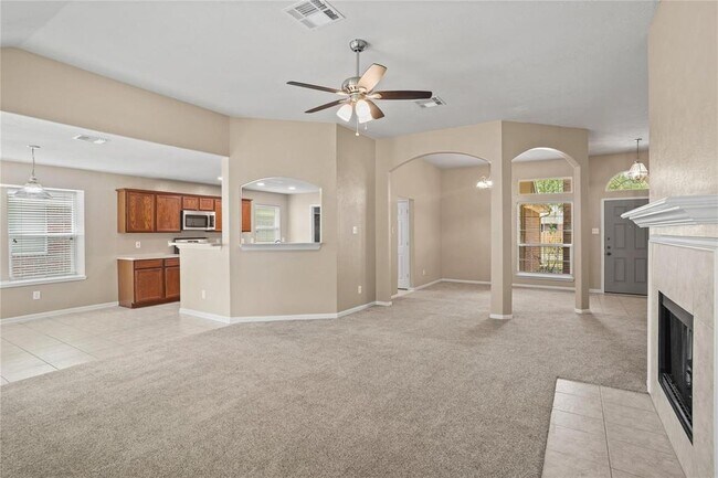 Building Photo - 8922 Green Castle Way