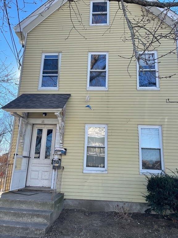 Primary Photo - 16 Coburn St