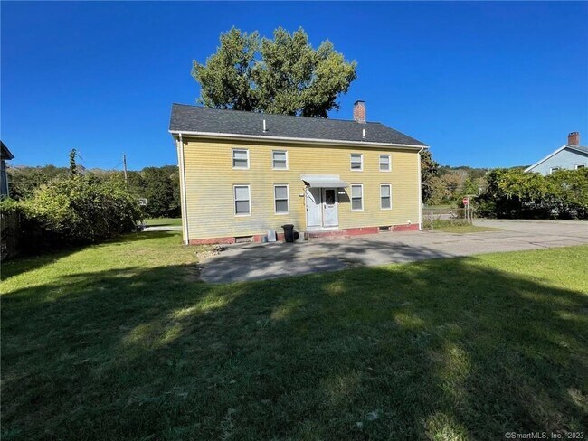 Building Photo - 79 River St