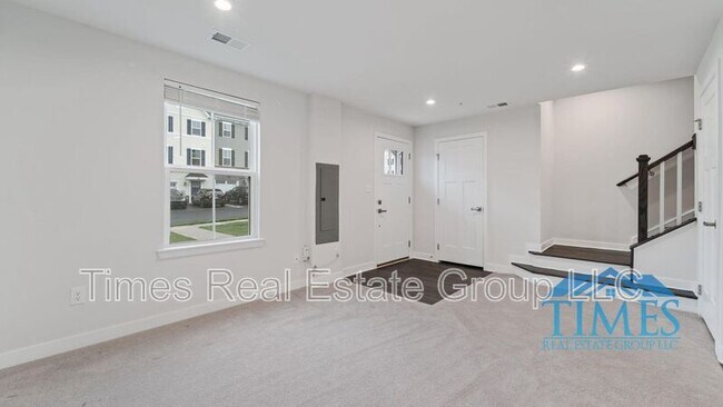 Building Photo - 416 Paperbark Sq