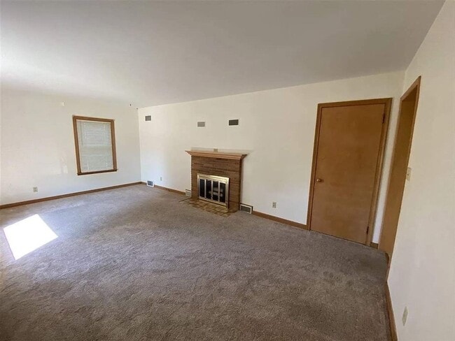 Building Photo - 808 Turner St