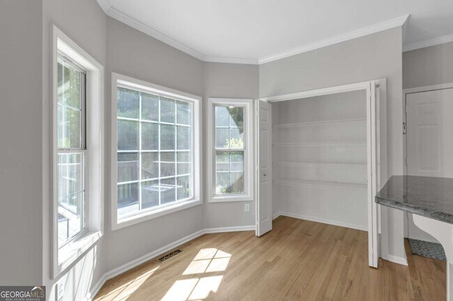 Building Photo - 3633 Elinburg Cove Trail NE