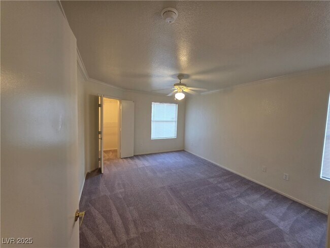 Building Photo - 8101 W Flamingo Rd