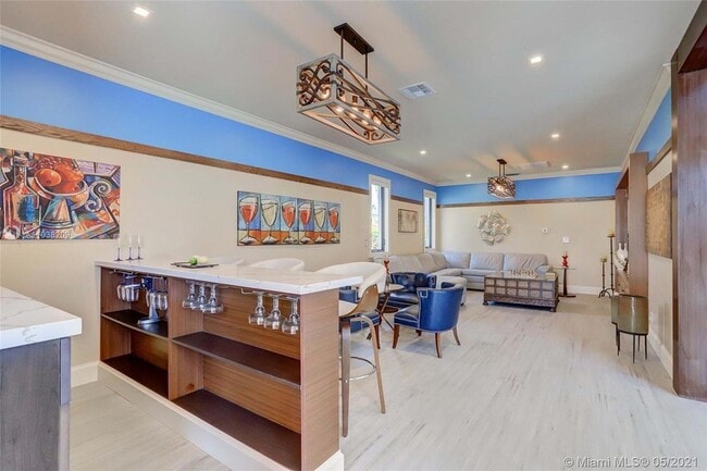 Building Photo - 750 Marine Dr