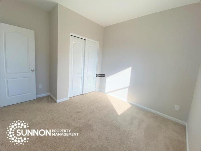 Building Photo - Charming 4 Bed, 3 Bath Home Corner Lot in Indian Trail!