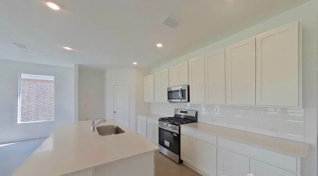 Building Photo - Designed for Living Well: Stunning 3-Bedroom Family Home