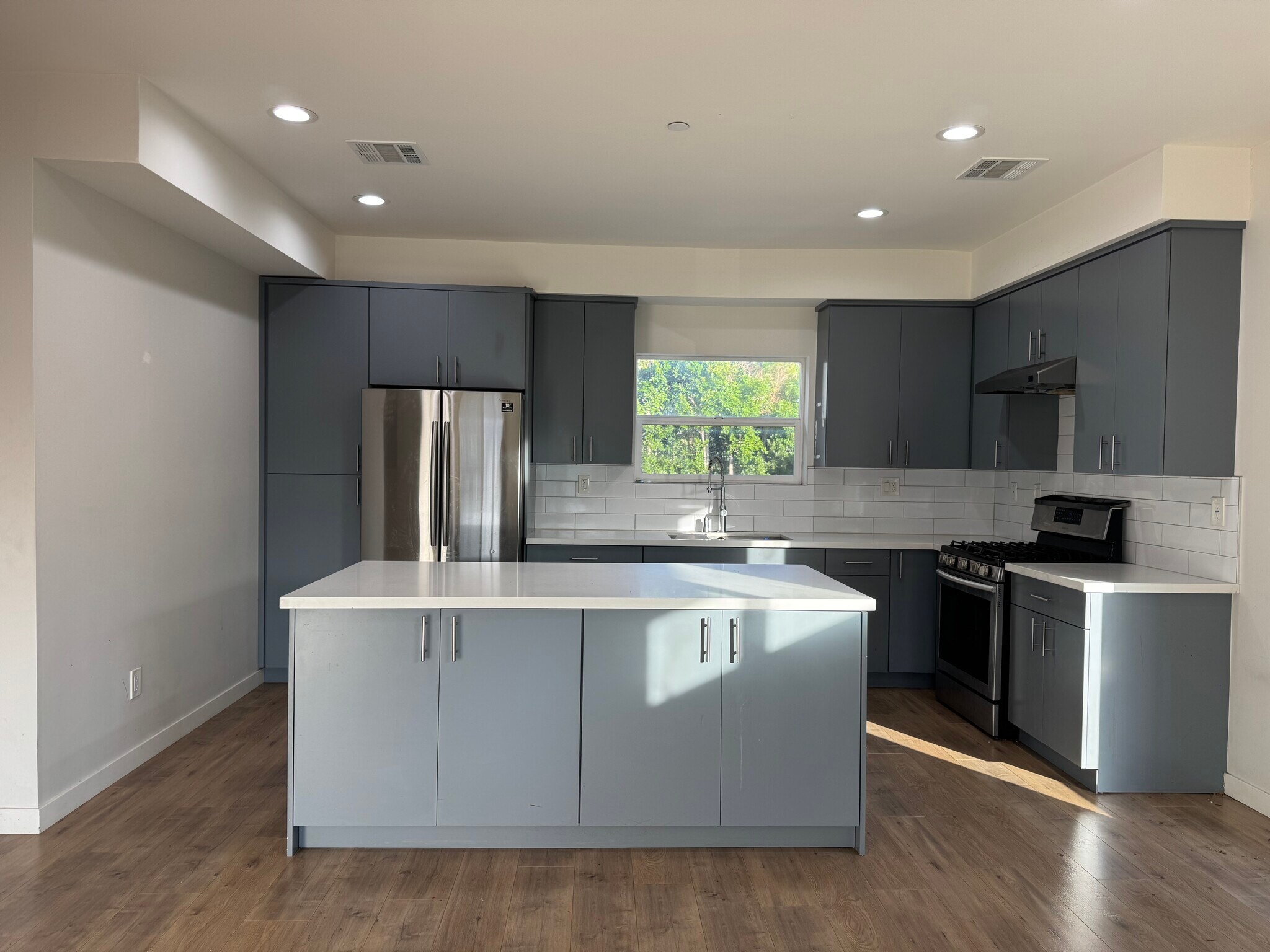 Building Photo - 5124 Denny Ave