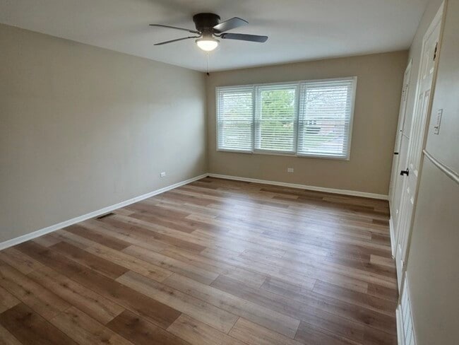 Building Photo - 43 W Ann St