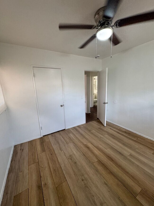 Building Photo - 6632 Indiana St