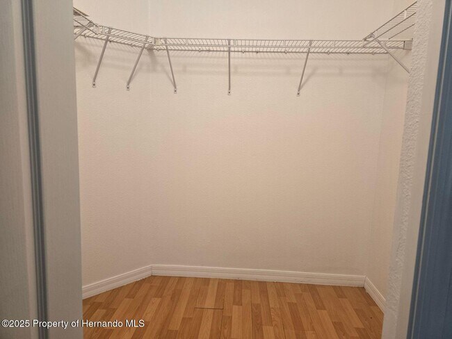 Building Photo - 542 Fairbanks Rd