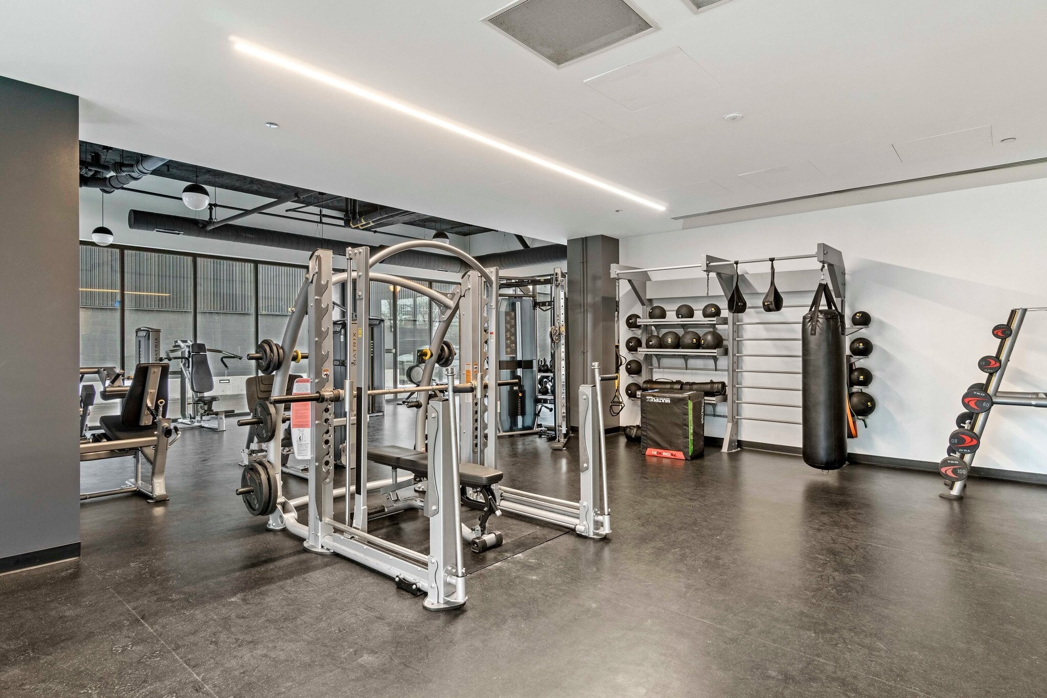 Building Photo - 1921 W Harrison St